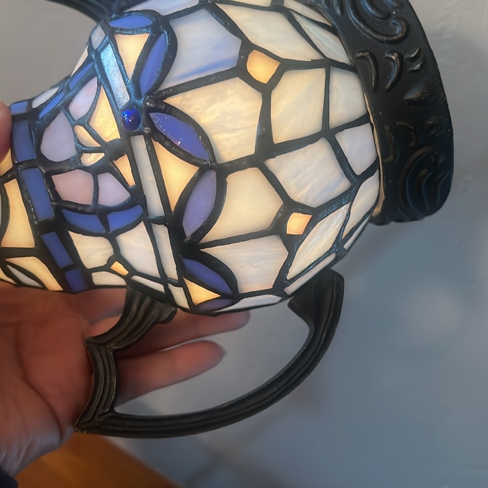 Vintage Cheyenne Stained Glass Teapot Lamp - Picture 14 of 17